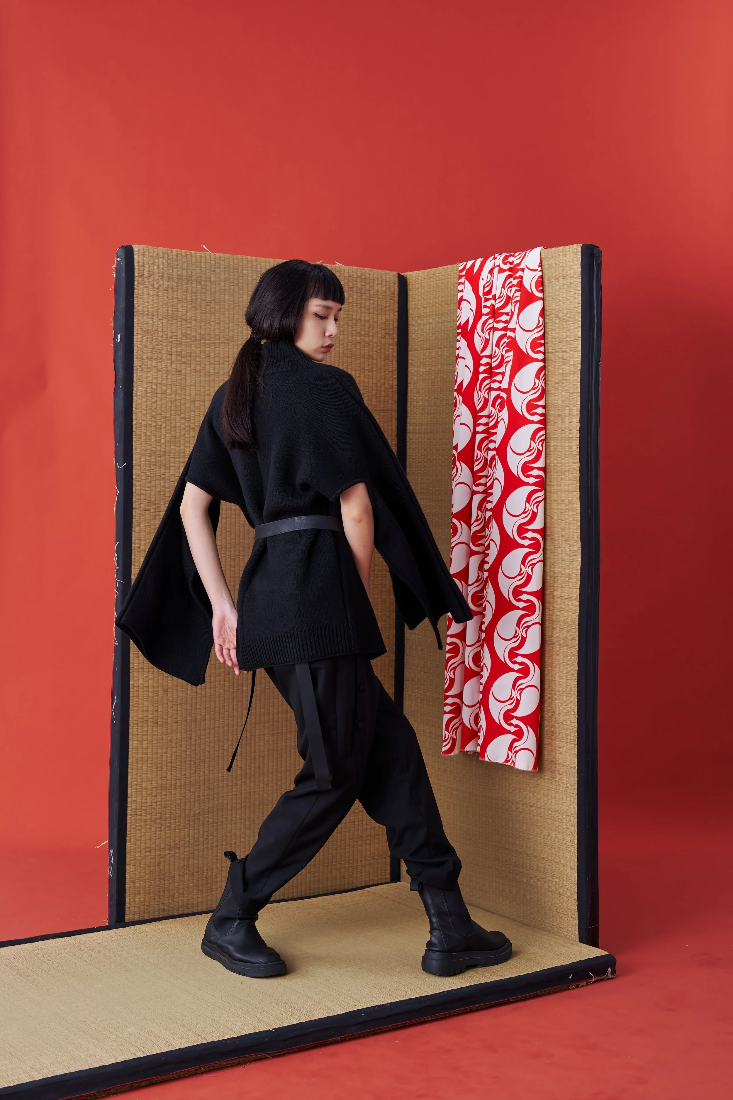 Deconstructed Kimono Sleeve Tie Sweater (Black) — INF - Garment